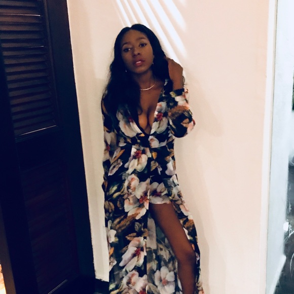 Amazing Romper - Picture 2 of 2